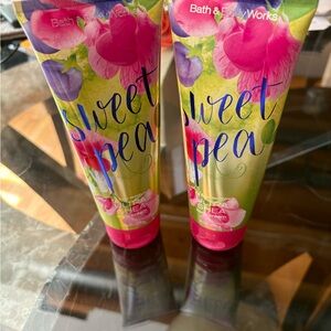 NWOT Bath & Body Works Sweet Pea Floral Cream
